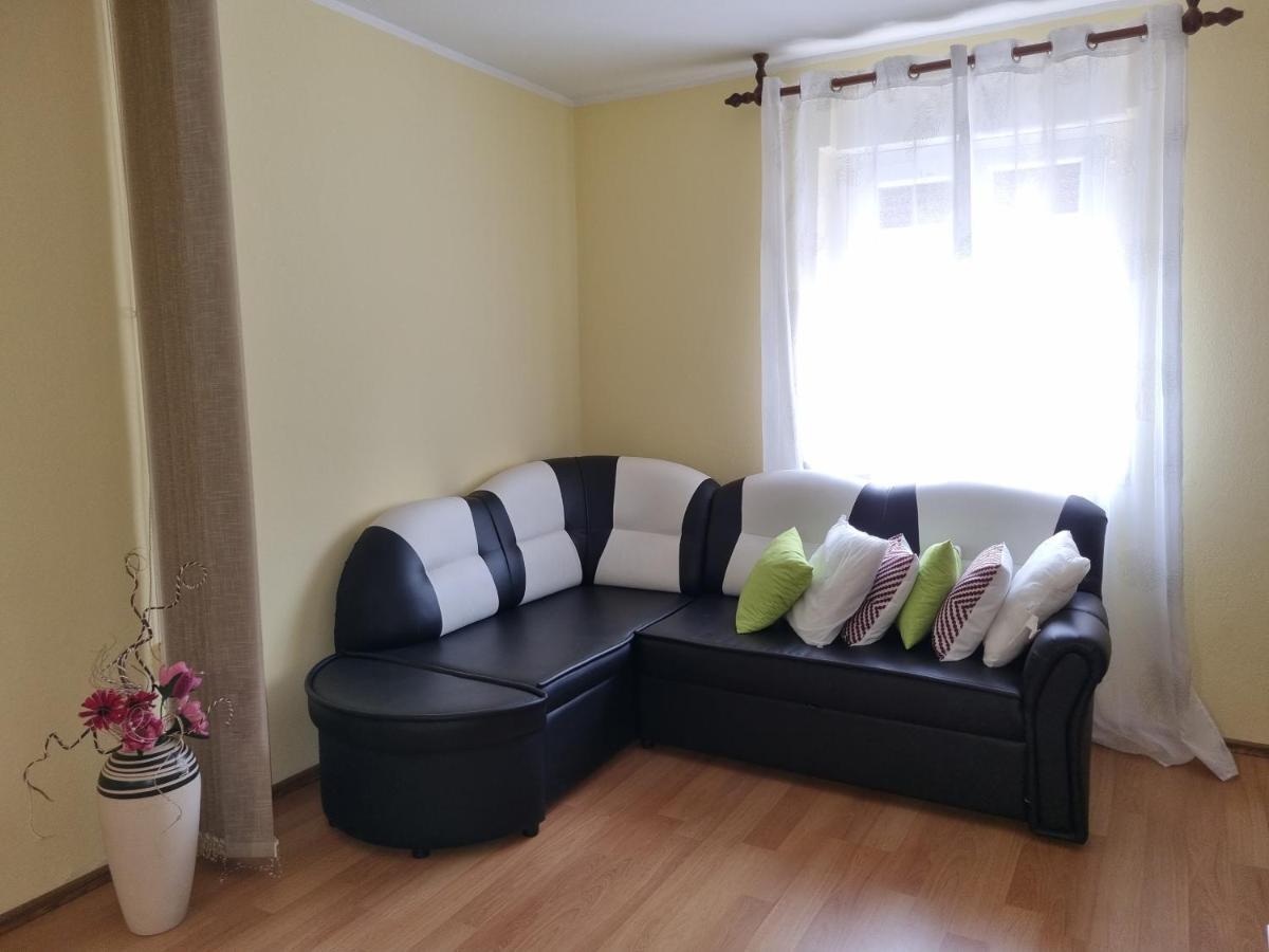 Apartment Sanja Пазин Экстерьер фото